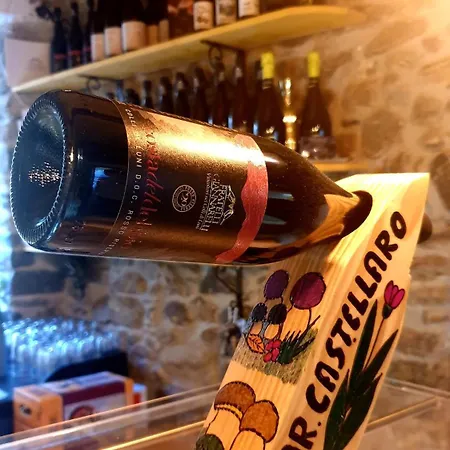 Il Castellaro * Пиньйоне