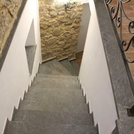 Il Castellaro Апартаменты Пиньйоне